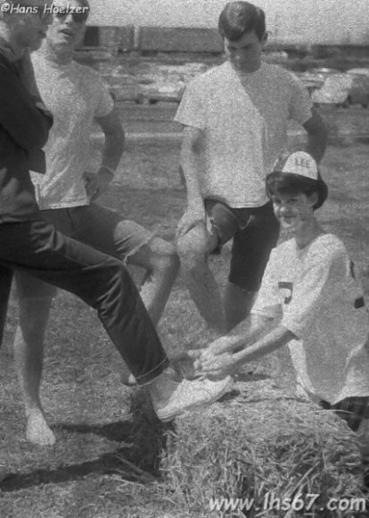 1967-5 Field Day 5.jpg