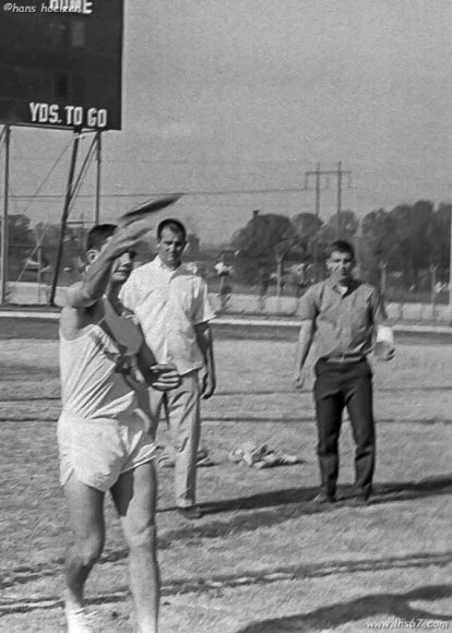 1966-4_Track_Discus_Tim_Lull